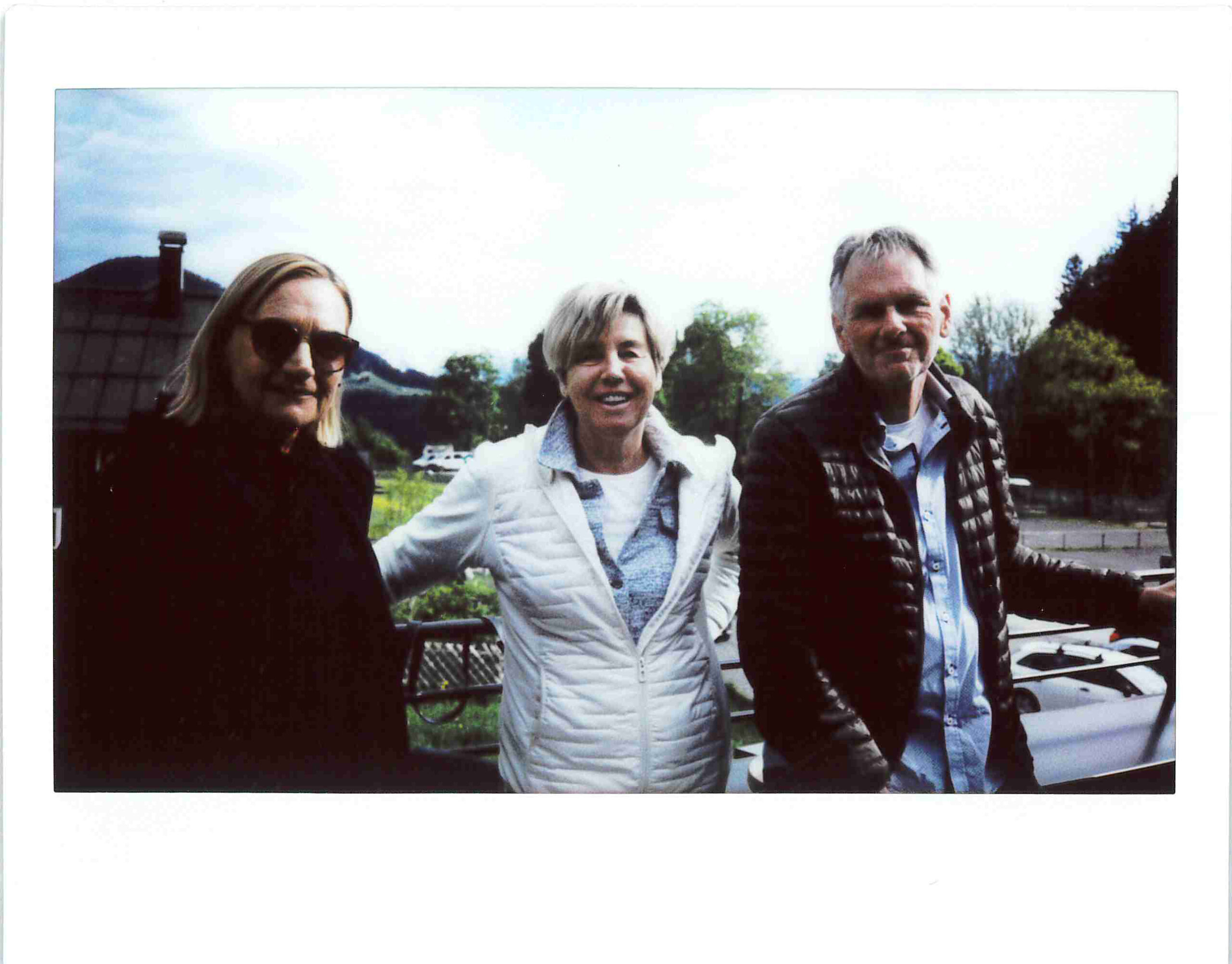 Gruppenfoto von unseren 8 Lehrlingen mit unseren 5 Ausbildnern