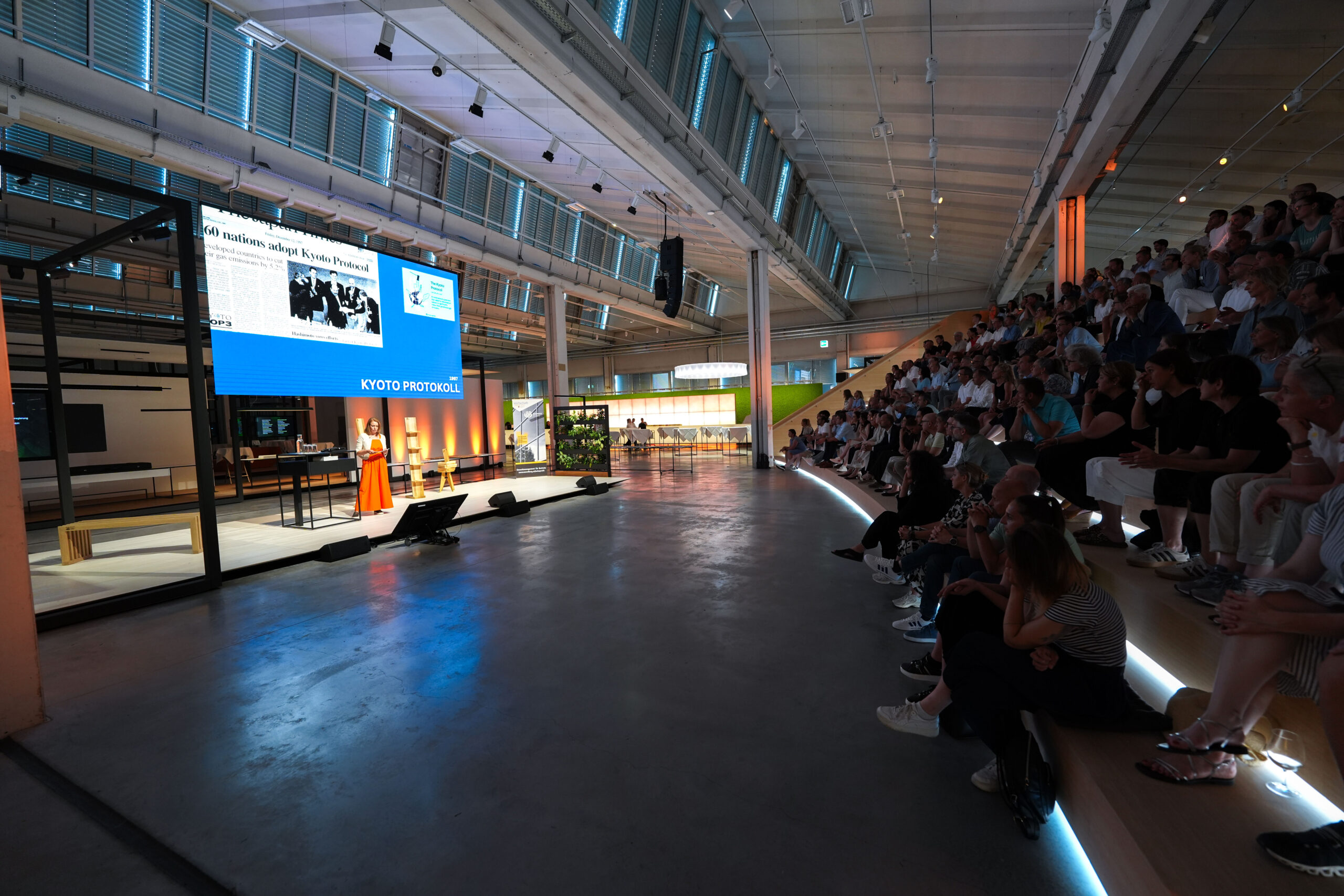 Präsentation über diverse Energiemanagementthemen mit den anwesenden Betrieben